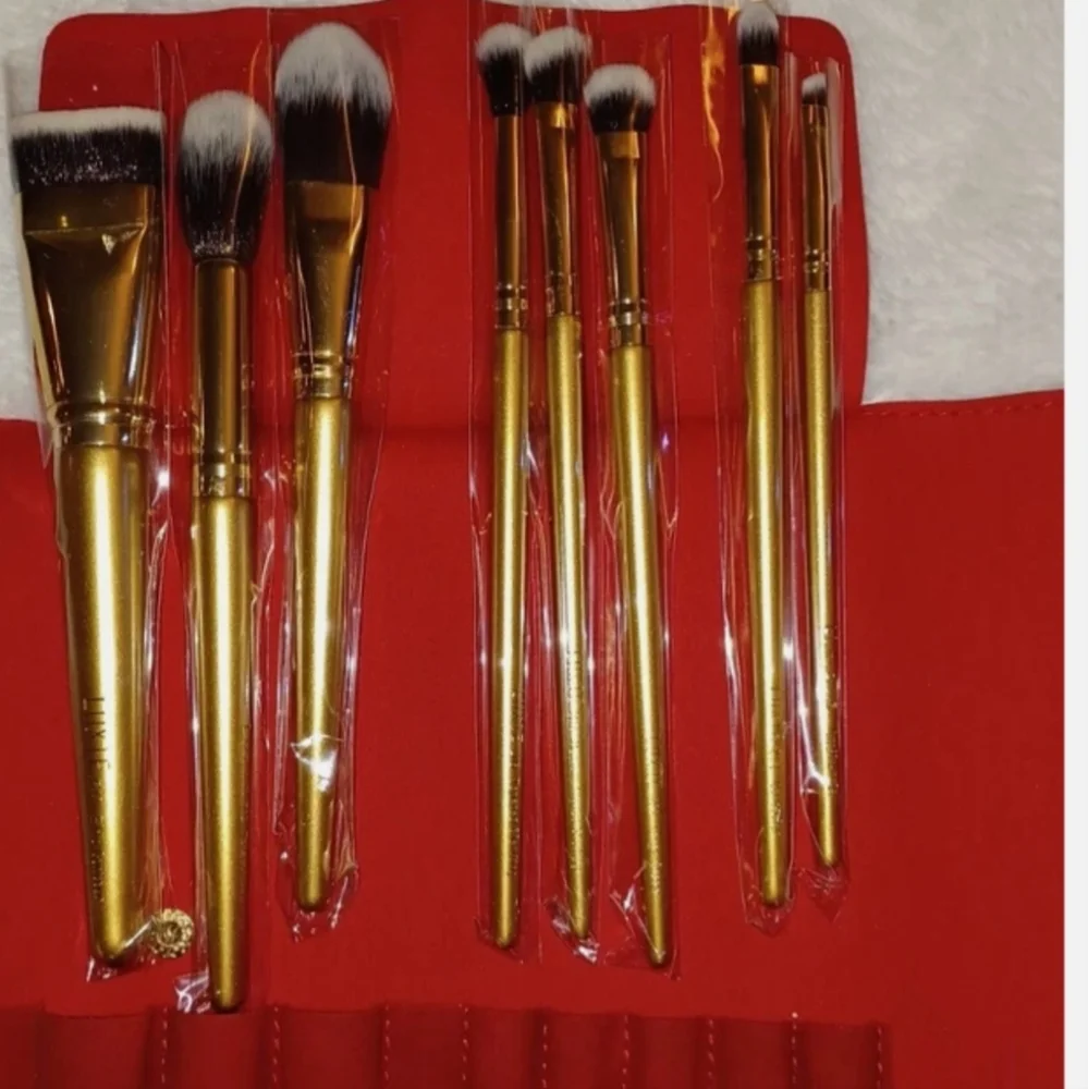 Red Makeup Brush Set with Case
